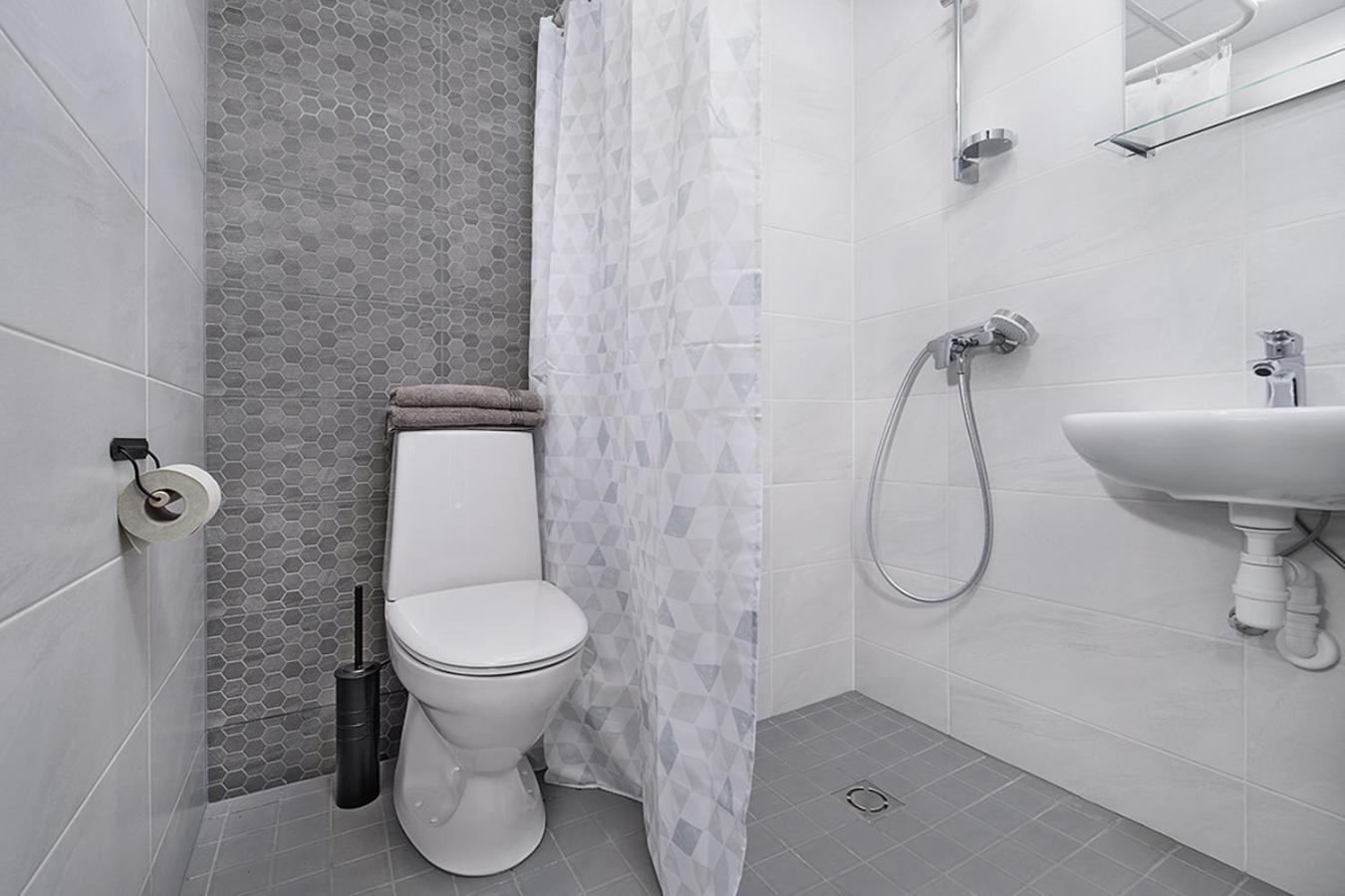 Laki 24 Apartments By Easyrentals Tallinn Bagian luar foto